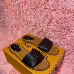 Louis Vuitton | Shoes | Louis Vuitton Black Flat Sandals Size 5 41 